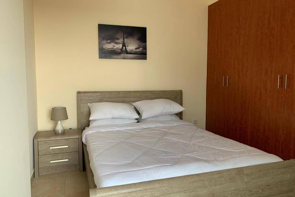 Cozy 2Bhk Near To Dmcc Metro Station -505 Daire Dubai Dış mekan fotoğraf