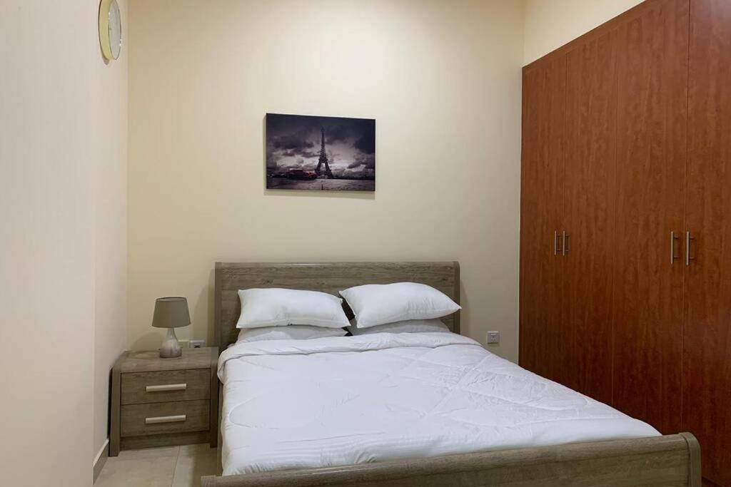 Cozy 2Bhk Near To Dmcc Metro Station -505 Daire Dubai Dış mekan fotoğraf