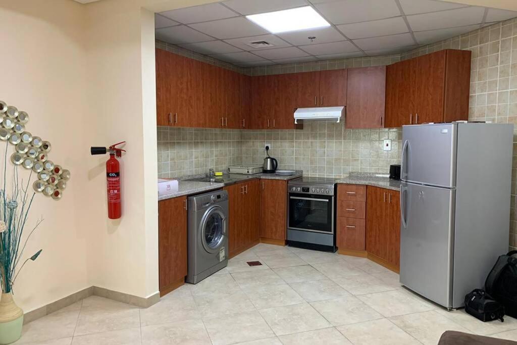 Cozy 2Bhk Near To Dmcc Metro Station -505 Daire Dubai Dış mekan fotoğraf
